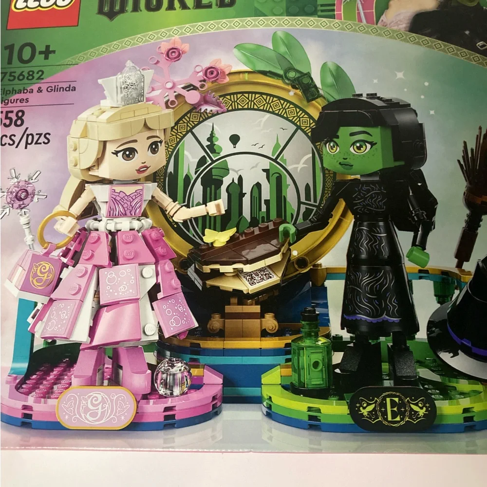 LEGO Wicked Set with Green and Pink Characters